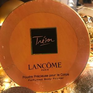 Incredibly RARE Lancome Tresor Body Powder